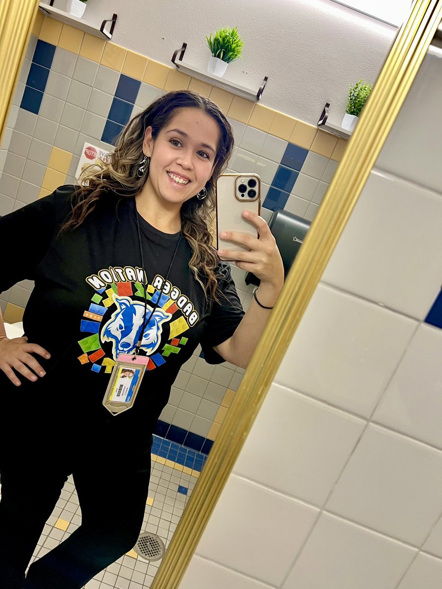 CrystalWil16835's tweet image. Praying someone sees my list and shows it some love ❤️ first year 5th grade teacher in South Texas. Anything would be greatly appreciated 🙏🏼let’s get my list out there trying yo het someone to see 👀 it 🙏🏼🙏🏼🙏🏼 #clearthelist2025 #Teachersof𝕏 #helpateacher amazon.com/registries/gl/…