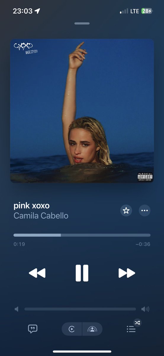 pyoiqu's tweet image. This interlude is so good but i always forget pinkpanthress is on it 😭😭