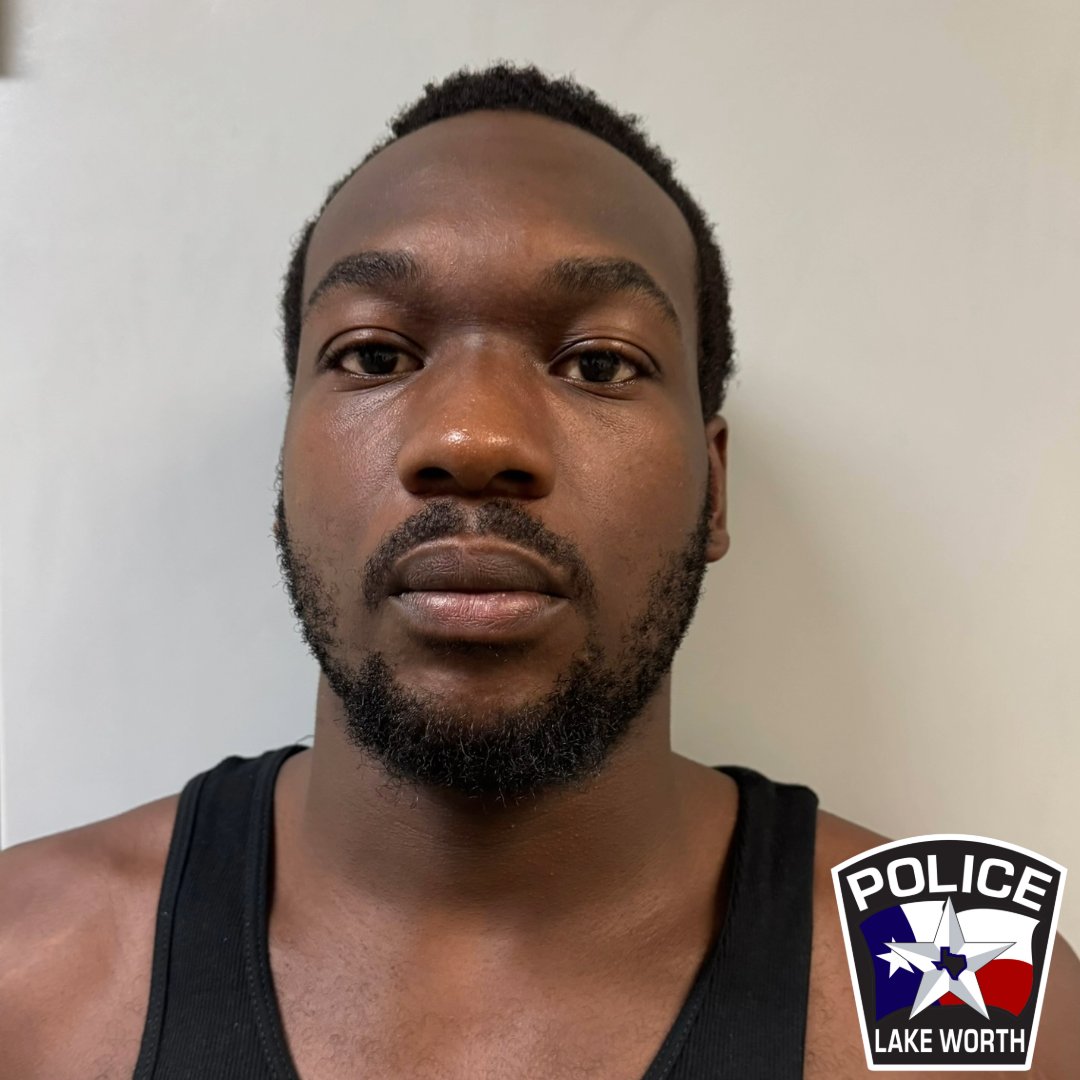 LakeWorthPD's tweet image. #LWPDAlert // BUSINESS BURGLARY SUSPECT CAUGHT
Earlier this year, a suspect threw a rock through the window of a local smoke shop and entered the store after hours. He stole multiple vapes and other items totaling nearly $150 and caused significant property damage. Although a…
