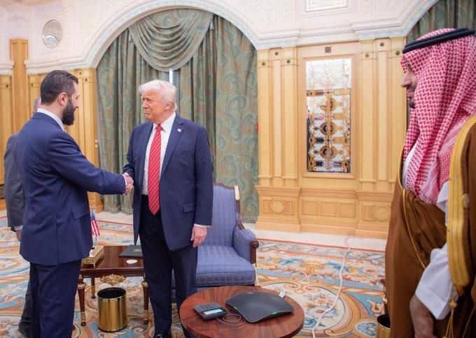 HzamaniM2's tweet image. همین چند روز پیش این صحنه رو یه عده حقیر غربزده برای ایران آرزو میکردند...
#سوریه_سازی