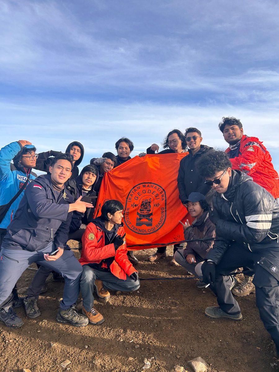 ga kerasa 3 tahun udah gede aja gunung gede