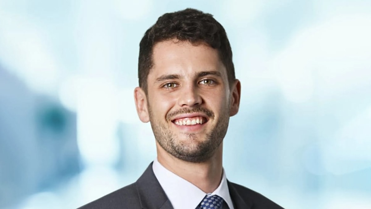 As employee share schemes gain popularity in the workplace, the potential of significant tax implications needs to be taken into account by employers and employees. bit.ly/412i01Y