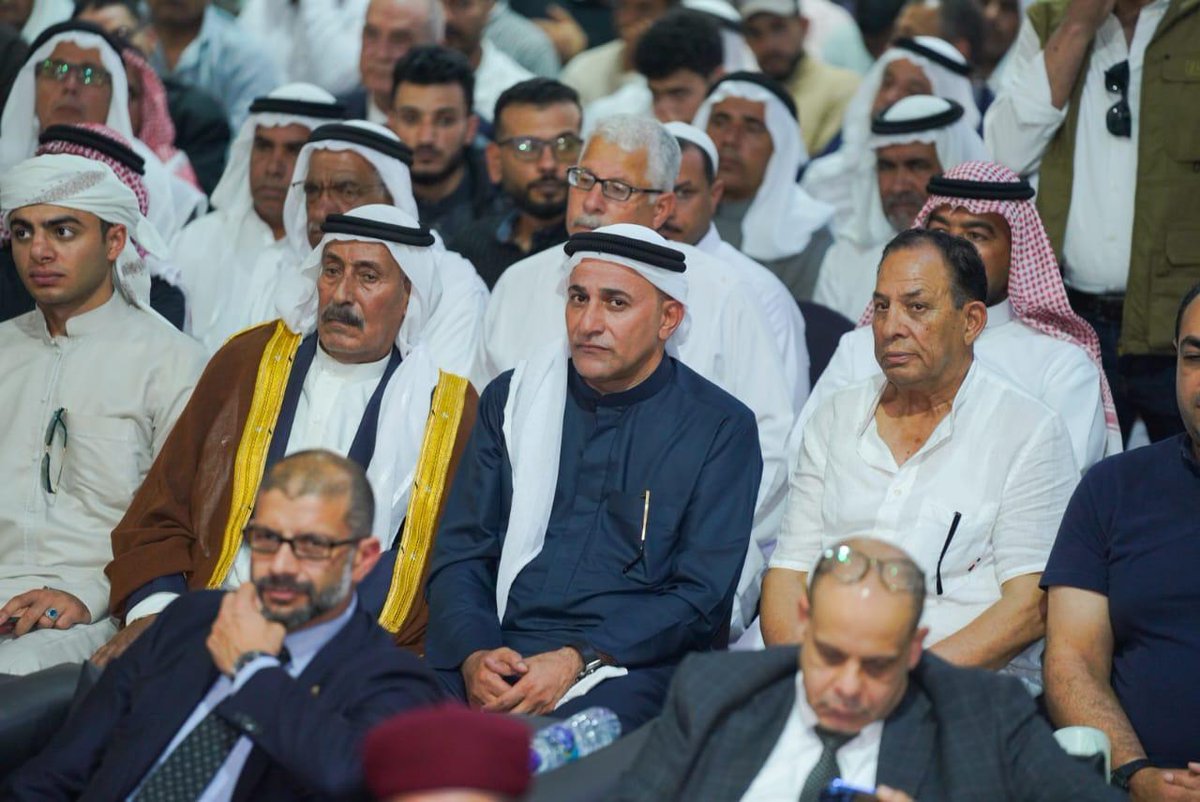 هناك امور لا احد يستطيع حلها 
الا ابناء القبائل العربية الكرام
سبق واستعنتوا فيهم لتأمين سيناء ولا زال
المجد للقبائل في الظروف القاسية :)