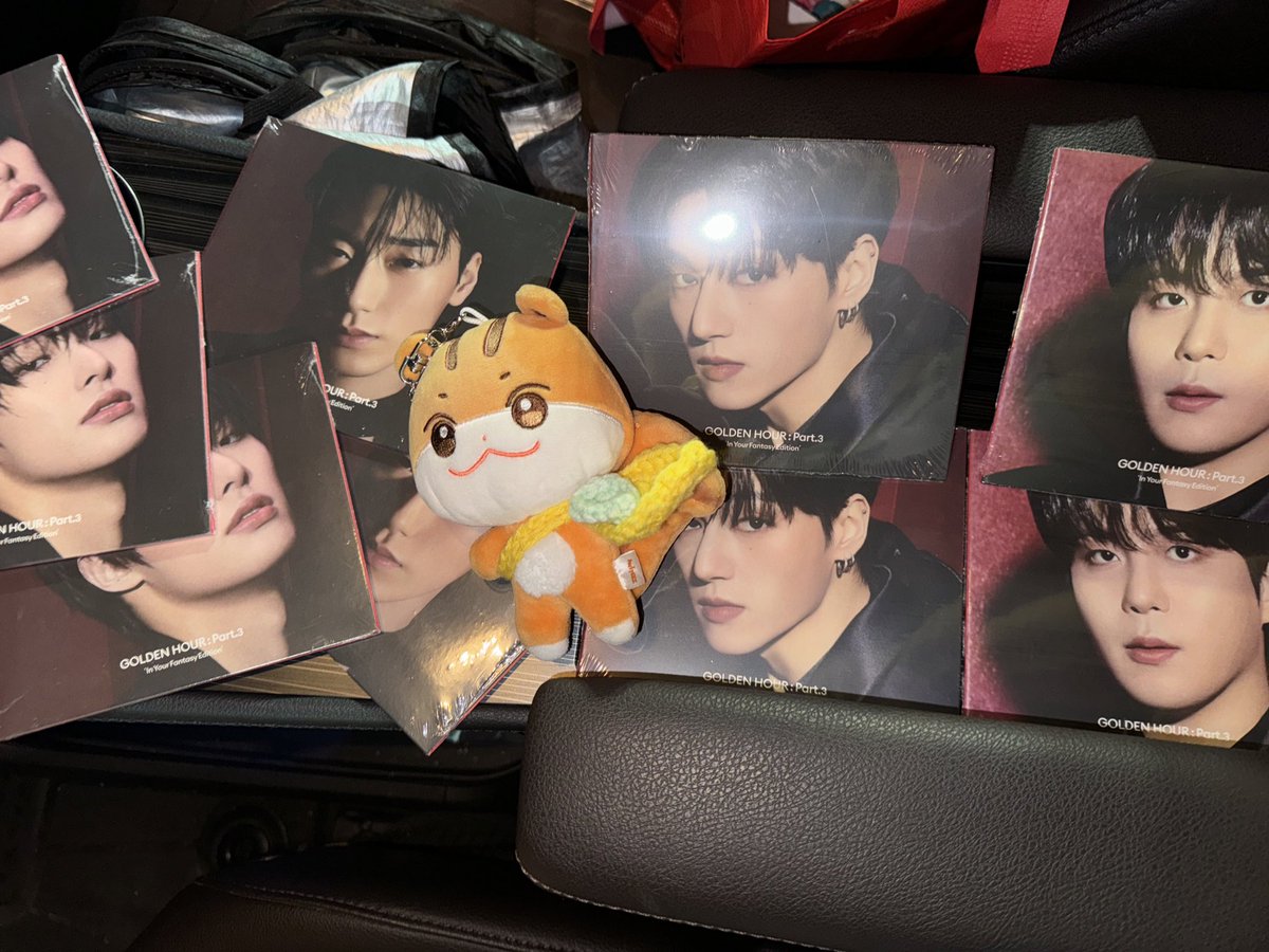 rina ᥫ᭡。༉🧊┊ ✈️ JH & SH 🎶 (@kawaiibunnytiny) on Twitter photo Last run! We are definitely hitting those records!! ❤️🔥
Thank you <a href="/ATEEZ_World/">ATEEZ World</a> & <a href="/ATEEZcommunity/">ATEEZ Community</a> 💕
#ATINYVILLA Last run! We are definitely hitting those records!! ❤️🔥
Thank you <a href="/ATEEZ_World/">ATEEZ World</a> & <a href="/ATEEZcommunity/">ATEEZ Community</a> 💕
#ATINYVILLA