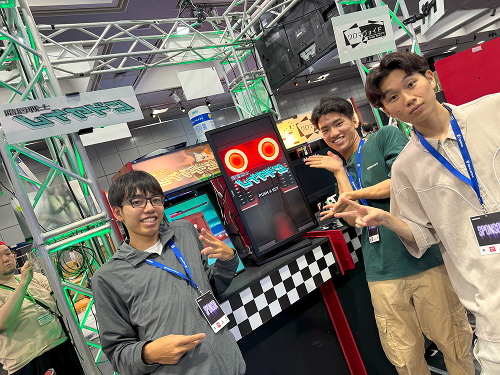 OECU_official's tweet image. 国内最大のインディーゲーム🎮の祭典
「BitSummit」開催中‼️
今日から3日間、京都のみやこめっせ(勧業会館)で
開催✨
学生のゲーム作品が展示されていますのでぜひお越しください。
osakac.ac.jp/news/2025/3592

#大阪電気通信大学 #デジタルゲーム学科
#BitSummit #インディーゲーム
#みやこめっせ