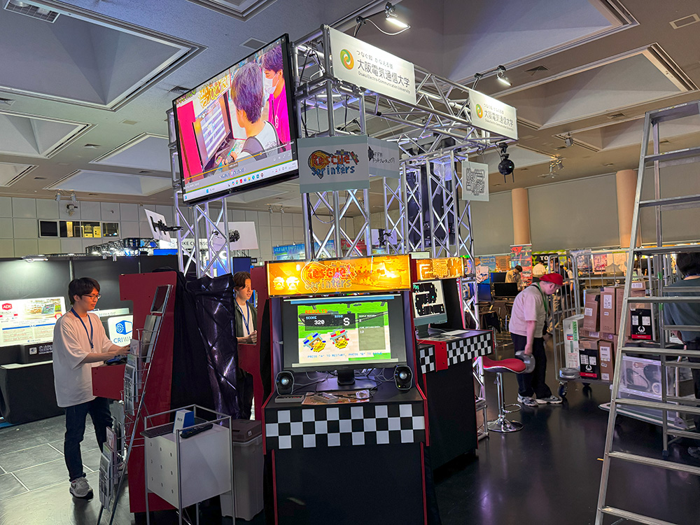 OECU_official's tweet image. 国内最大のインディーゲーム🎮の祭典
「BitSummit」開催中‼️
今日から3日間、京都のみやこめっせ(勧業会館)で
開催✨
学生のゲーム作品が展示されていますのでぜひお越しください。
osakac.ac.jp/news/2025/3592

#大阪電気通信大学 #デジタルゲーム学科
#BitSummit #インディーゲーム
#みやこめっせ