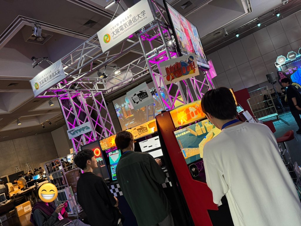 OECU_official's tweet image. 国内最大のインディーゲーム🎮の祭典
「BitSummit」開催中‼️
今日から3日間、京都のみやこめっせ(勧業会館)で
開催✨
学生のゲーム作品が展示されていますのでぜひお越しください。
osakac.ac.jp/news/2025/3592

#大阪電気通信大学 #デジタルゲーム学科
#BitSummit #インディーゲーム
#みやこめっせ