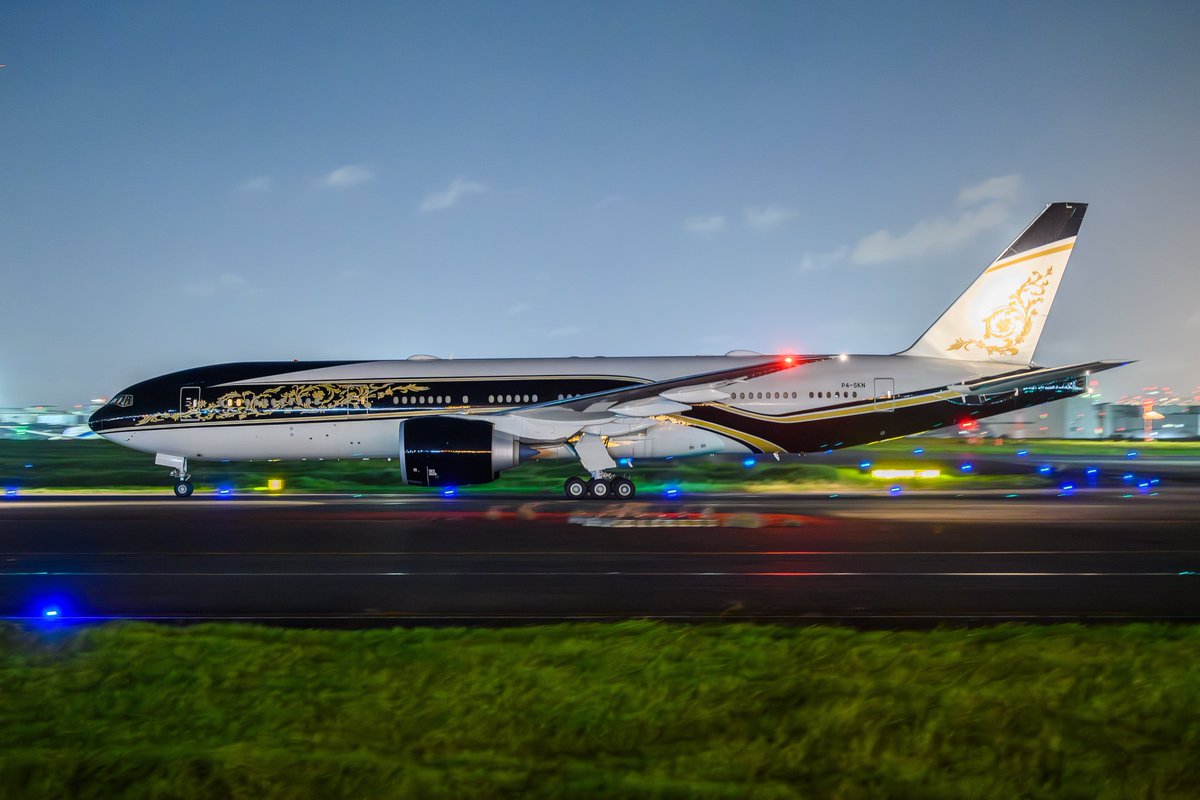 July 18, 2025
Equatorial Guinea Government
Boeing 777-2FB(LR)
P4-SKN
Tokyo Haneda Int'l Airport
(HND/RJTT)

東京アプローチの担当者大変ご苦労さまでしたm(_ _)m