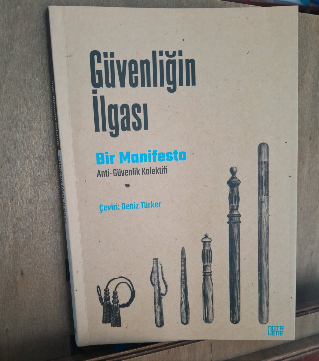 Ömer Çona (@omercona) on Twitter photo Yeni çıkmış bir çeviri... Neocleouscu perspektifen kısa ama radikal bir güvenlik eleştirisi...<a href="/NotaBeneY/">NotaBene Yayınları</a> Yeni çıkmış bir çeviri... Neocleouscu perspektifen kısa ama radikal bir güvenlik eleştirisi...<a href="/NotaBeneY/">NotaBene Yayınları</a>
