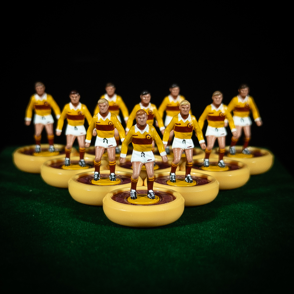 subbuteo_paints's tweet image. πNew drop: Motherwell FC! π
Part of my ongoing Scottish Football painting project β aiming to hand-paint every @spfl side in Subbuteo form.
Went classic: claret band across amber, with white trim to keep it fresh.
Photos below π
#Motherwell #Subbuteo @MotherwellWorld #SPFL
