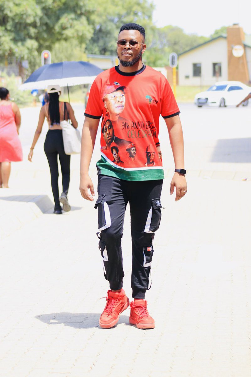 ApstDeza's tweet image. #EFFisMyHome ❤️🖤💚
Fighters Let’s Wear Red and Engage Our People One By One and Encourage Them to #RegisterToVoteEFF
#EFFRedFriday ✊🏾