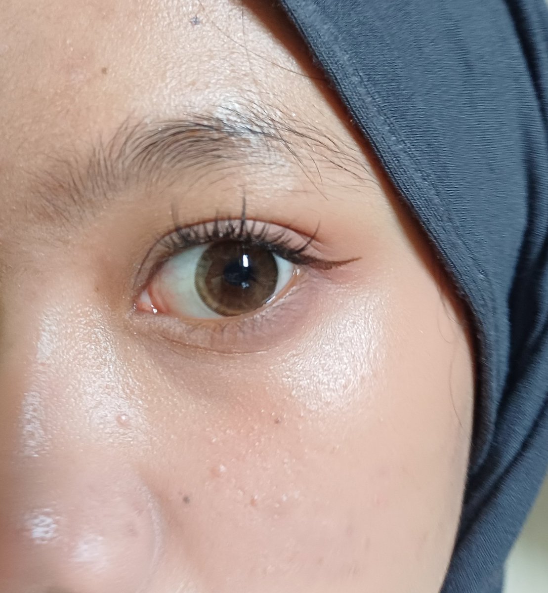 the most natural softlens I’ve tried! 🥹🤍

kaya gapake softlens tapi mata jd lebih pop up dan cantik, cocok bgt dipake buat daily 🌸