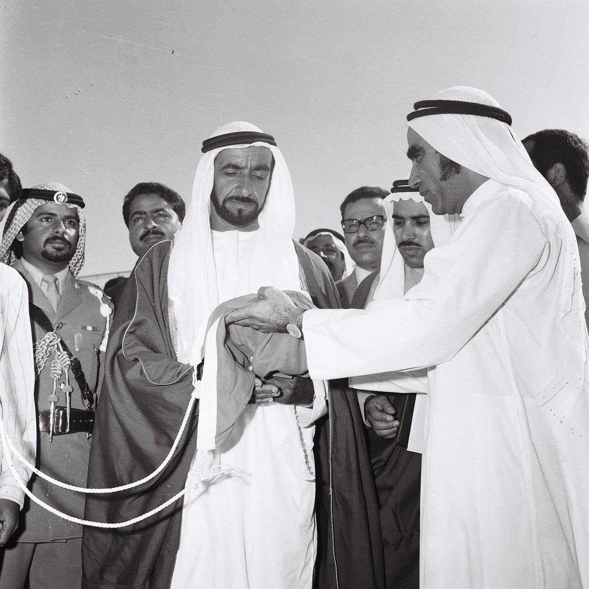 نحتفي بـ #يوم_عهد_الاتحاد، يوم مجيد في تاريخ الوطن.. تحقق فيه حلم المغفور له الشيخ زايد بن سلطان آل نهيان "طيب الله ثراه" والآباء المؤسسين بتوقيع وثيقة الاتحاد. في مثل هذا اليوم من كل عام، نستذكر محطات مسيرة وطننا ونستلهم منها الدروس والعبر، لنواصل مسيرة المجد والتنمية، تحت قيادة