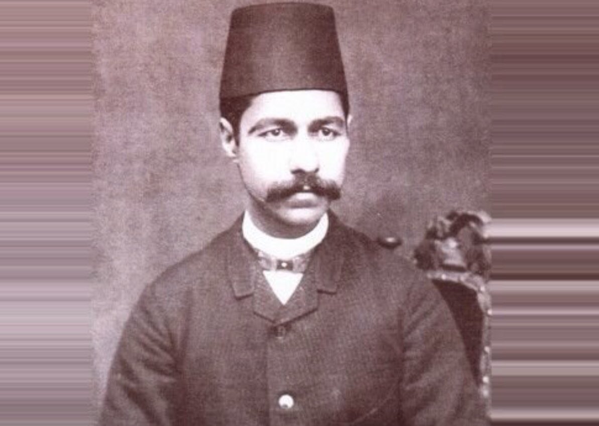 VidaSarafraz's tweet image. ۲۷ تیرماه،
روزی که #میرزاآقاخان_کرمانی، از نوابغ ترقیخواه ایران، نمونه ممتاز نسل اول ملیگرایان ایران و دشمن خرافه پرستی به دست حاکمان عقب مانده و مستبد قاجار اعدام شد.
یادش گرامی🥀