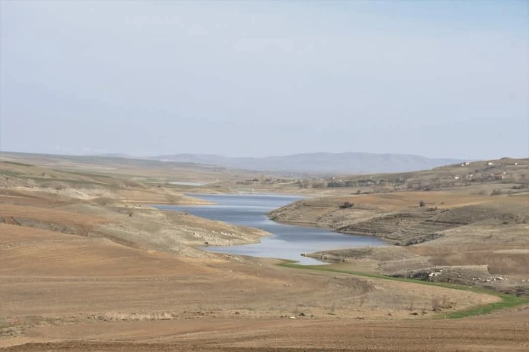 Su Hayattır, İsraf Etmeyelim! 💧

Su, tüm canlılar için vazgeçilmezdir. Doğal kaynaklarımızı verimli kullanarak geleceğimize sahip çıkmalıyız. 💦

Gelecek nesillere sağlıklı bir dünya bırakmak için su tasarrufu büyük önem taşıyor.🌱🌍

#SuHayattır
