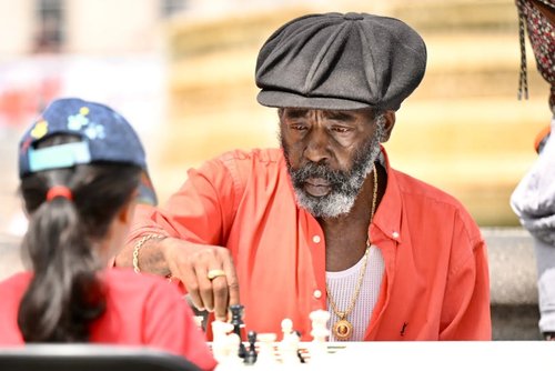 schoolschess's tweet image. Sunday 13 July saw CSC take over London’s iconic Trafalgar Square for the flagship event of ChessFest 2025. We were joined by over 20,000 chess fans, from beginners to experts, who all enjoyed a day of fun, free, family-friendly chess activities.
Report: chessinschools.co.uk/news/chessfest…