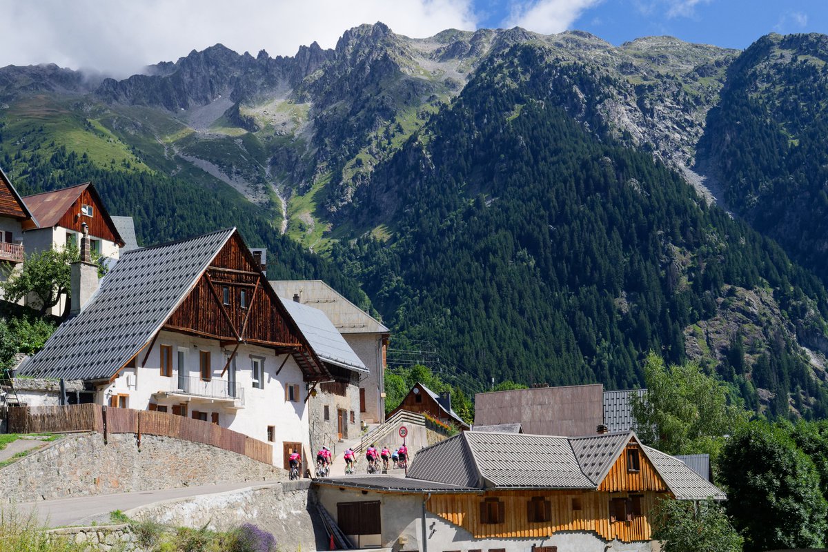 TheTour21's tweet image. It’s called the Queen Stage for a reason.
Stage 18 was brutal - long, mountainous, and unforgiving. The team got 5 hours of sleep. Now they’re back on the bikes for another 130km of climbing.
justgiving.com/campaign/2025t…
