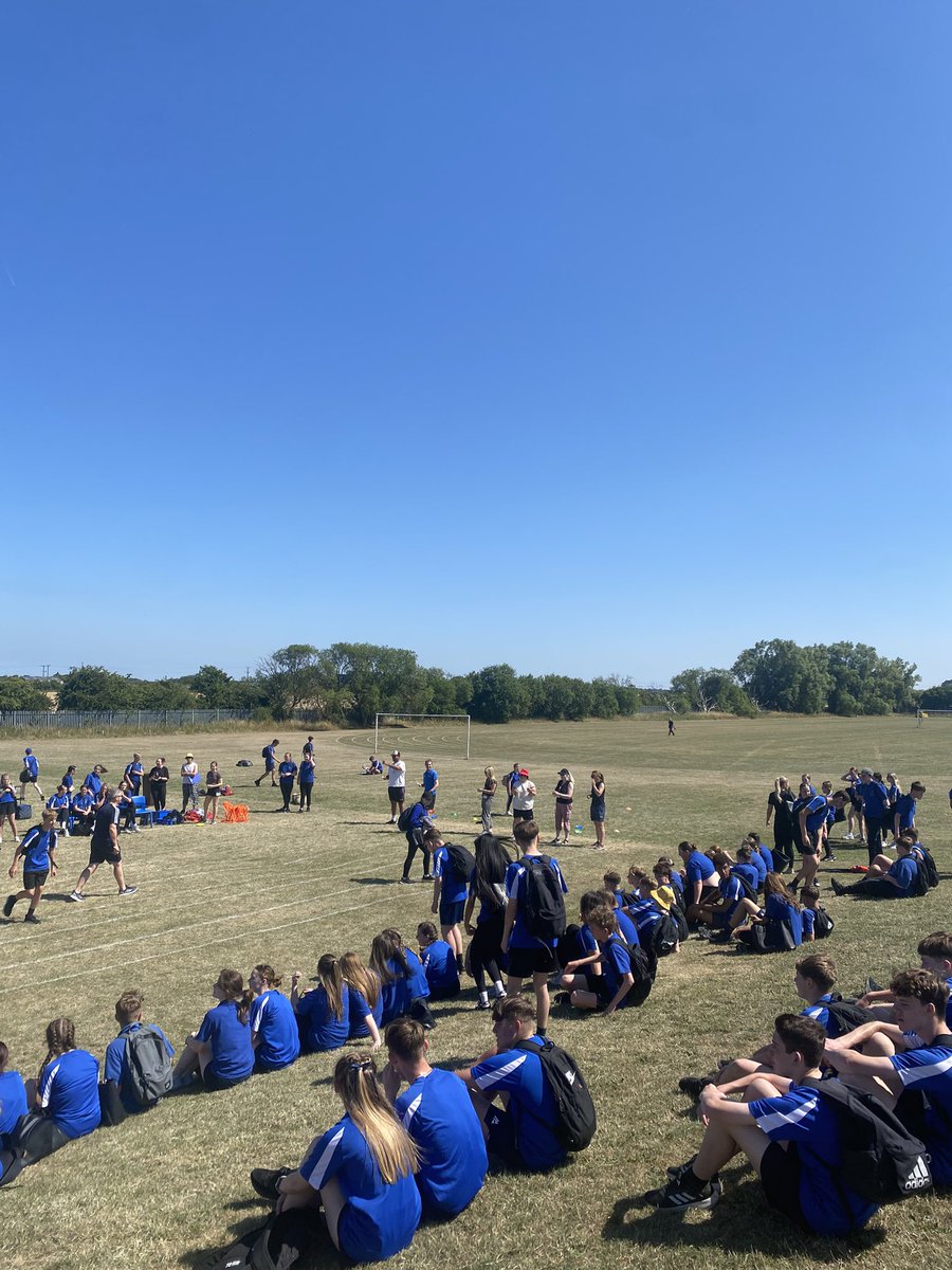 PE @ Holderness Academy tweet media