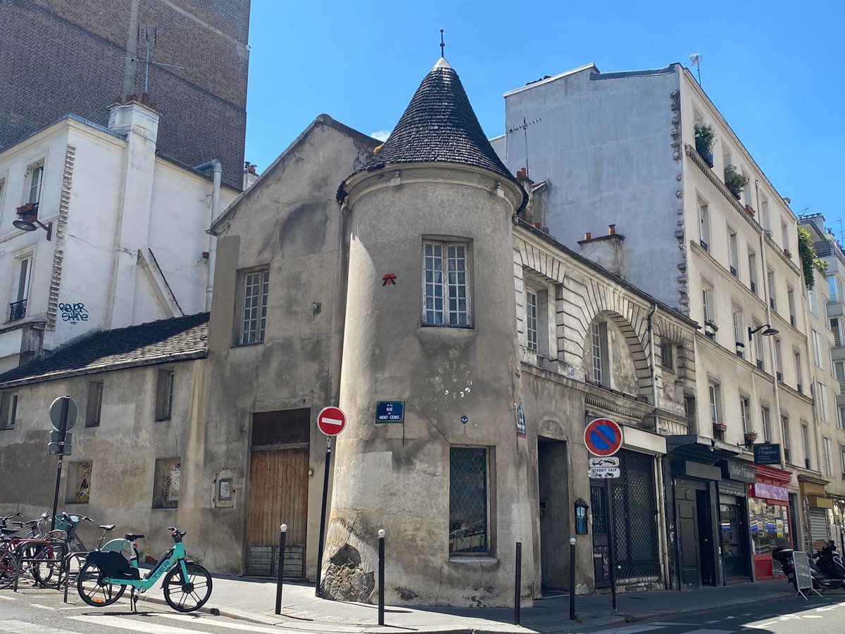 For everyone who is in Paris this summer
Do not miss les Goûters du divin Marquis in a true old castle 
Open every single friday afternoon