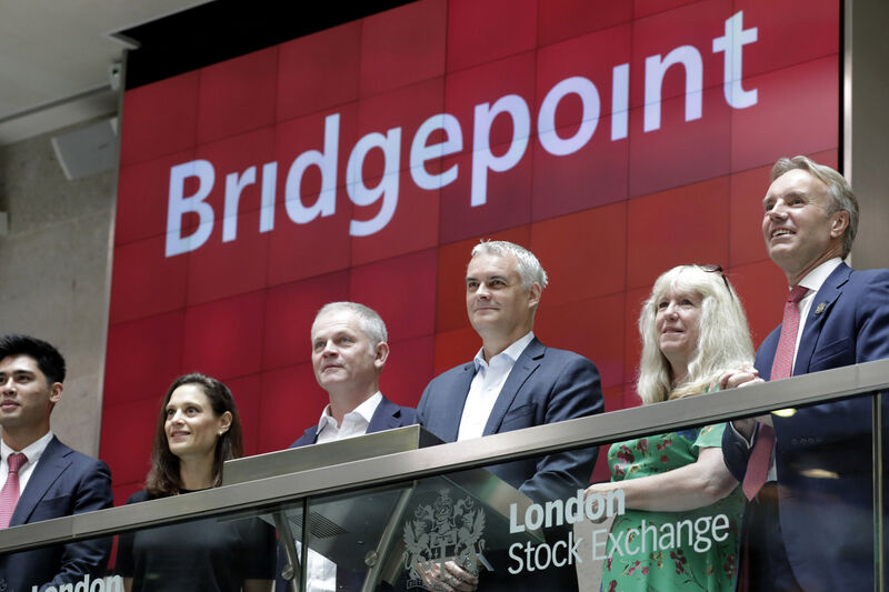 DirectorsTalk's tweet image. Bridgepoint Group AUM rises 20% to $86.6 bn as €2.6 bn returned in H1 2025

tinyurl.com/yudvu6tt 

#BPT #Stocks #Bridgepoint #PrivateEquity #Infrastructure #PrivateCredit #AuM #BridgepointEurope #BridgepointDevelopmentCapital #BridgepointGrowth #BridgepointCredit #FTSE250