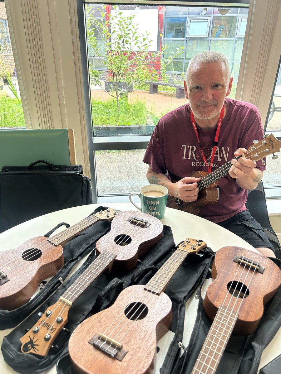 Amylowry💙 tweet media