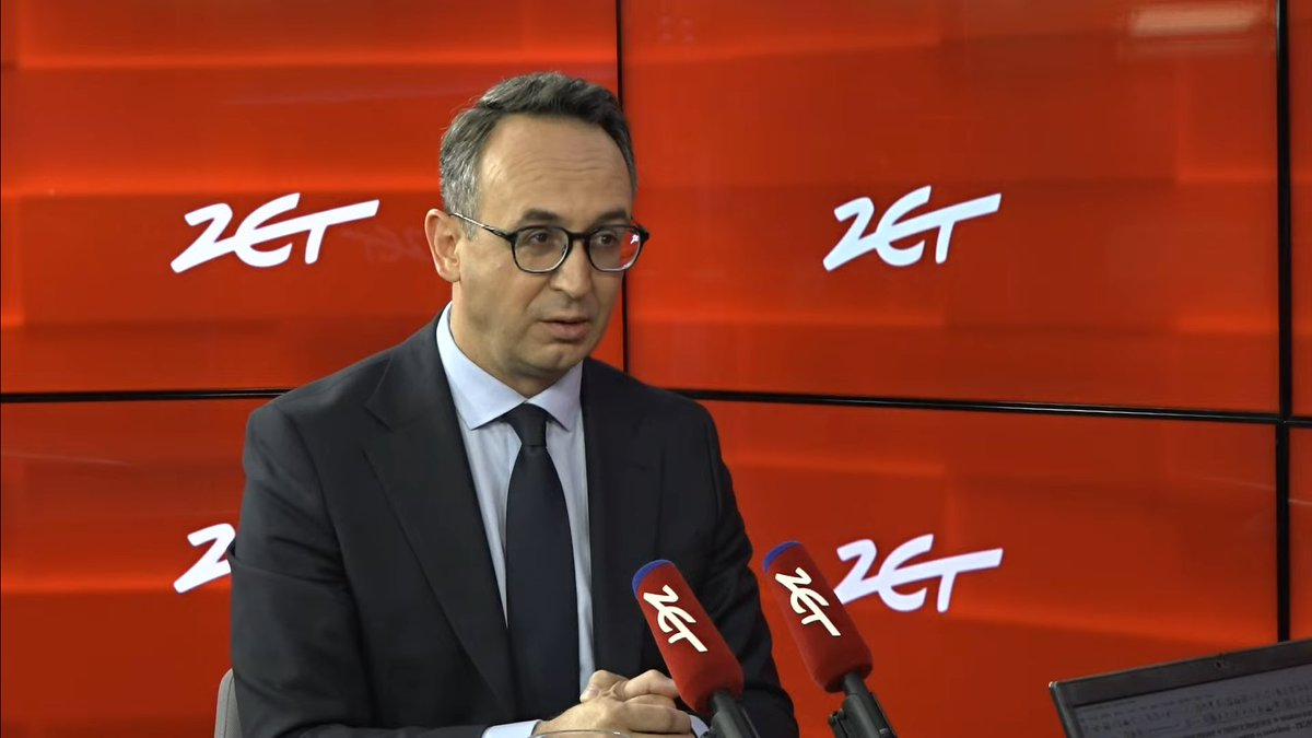 MI_GOV_PL's tweet image. - Lawinowo wzrasta liczba wypadków i są alarmy ze strony pracowników ochrony zdrowia, lekarzy, ratowników medycznych, ale także policji. Nie mogłem pozostać obojętny. Wspólnie z ekspertami w tych dziedzinach opracowaliśmy propozycję zmiany ustawowej, czyli ustawowy obowiązek…