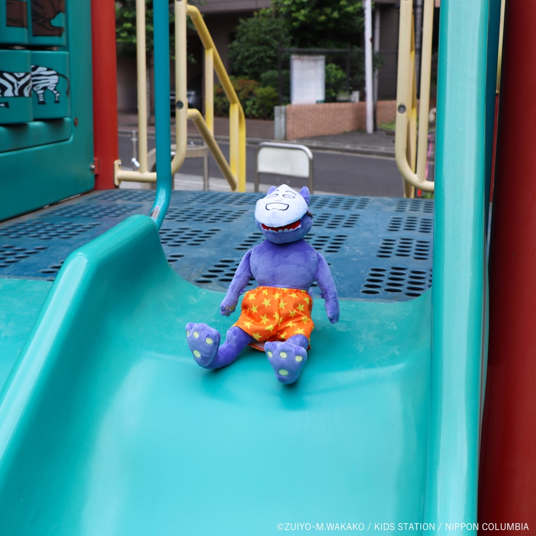 natalie_store's tweet image. 【ポピーザぱフォーマー】
立ち姿がキュートなケダモノのぬいぐるみ。
お部屋に飾るのはもちろん、お出かけにも連れていきやすいサイズ感です。
箱のデザインにもこだわりました。
▼ご購入はこちら
store.natalie.mu/smartphone/det…
#ポピーザぱフォーマー