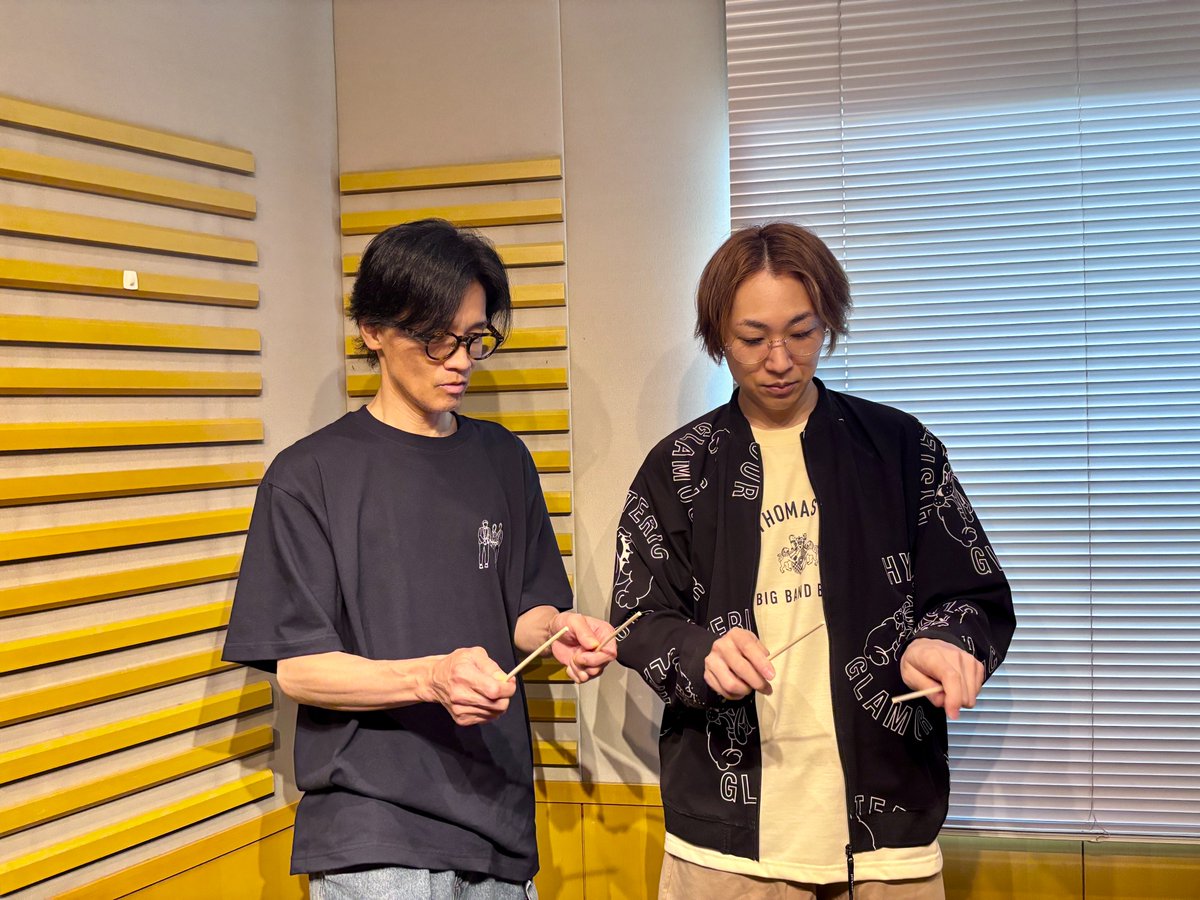 おはようございます！』 久しぶりのオマケです😊 【ドラムスティックの