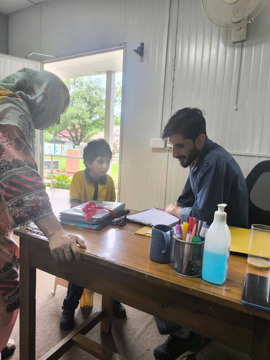 Dagger Parivaar School tweet media