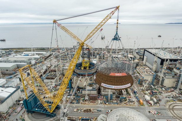 SFENorg's tweet image. [Vidéo] Hinkley Point C : pose spectaculaire du dôme de la deuxième unité : 245 tonnes et 14 mètres de haut 
#RGN @EDFofficiel #EPR
sfen.org/rgn/video-hink…