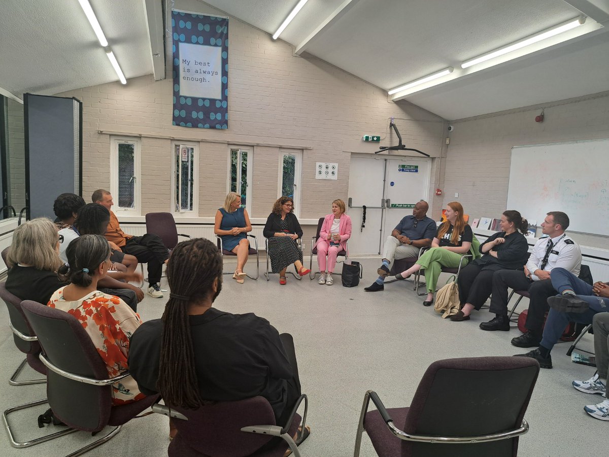 Diana Johnson DBE MP 🇬🇧🇺🇦🌈 (@dianajohnsonmp) on Twitter photo This week, I visited the Marcus Lipton Community Enterprise in Lambeth with <a href="/helenhayes_/">Helen Hayes 💙🌹</a> to see the <a href="/LDN_VRU/">London's Violence Reduction Unit</a>'s MyEnds programme in action.
It was fantastic to see community-led violence prevention solutions making a real difference to young lives. This week, I visited the Marcus Lipton Community Enterprise in Lambeth with <a href="/helenhayes_/">Helen Hayes 💙🌹</a> to see the <a href="/LDN_VRU/">London's Violence Reduction Unit</a>'s MyEnds programme in action.
It was fantastic to see community-led violence prevention solutions making a real difference to young lives.