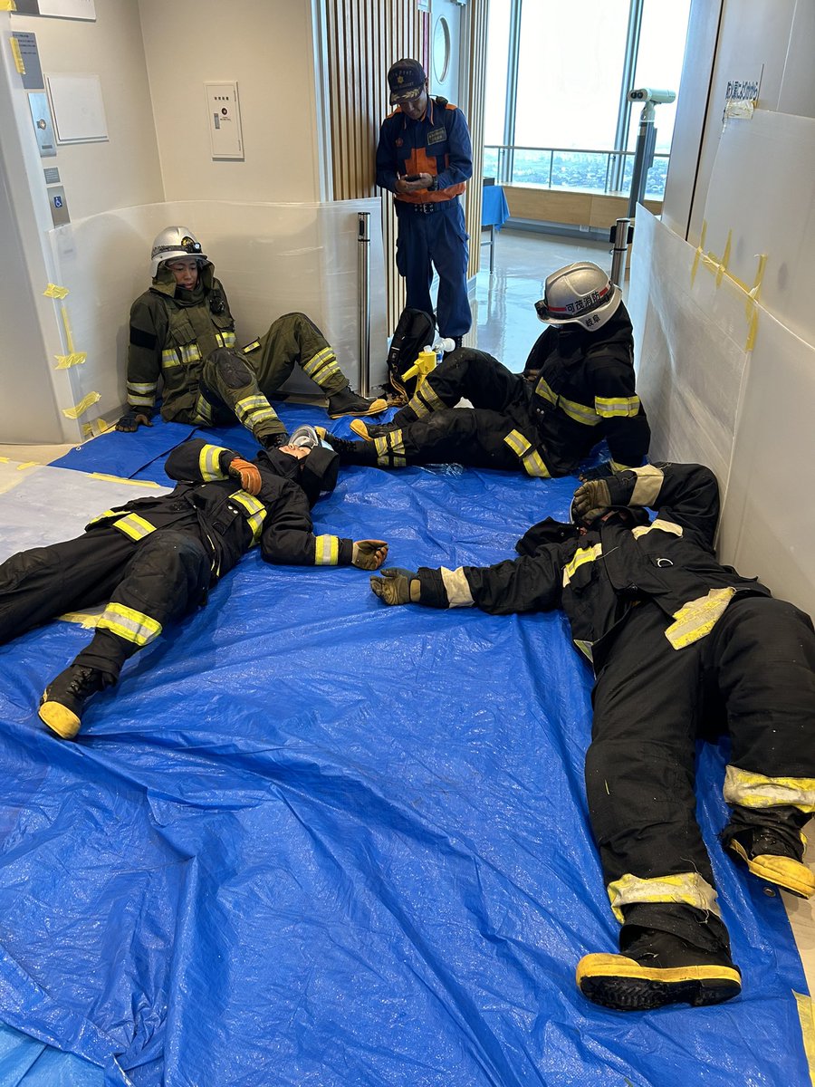 ツインアーチ138】 今日は階段駆け上がり訓練が実施されました