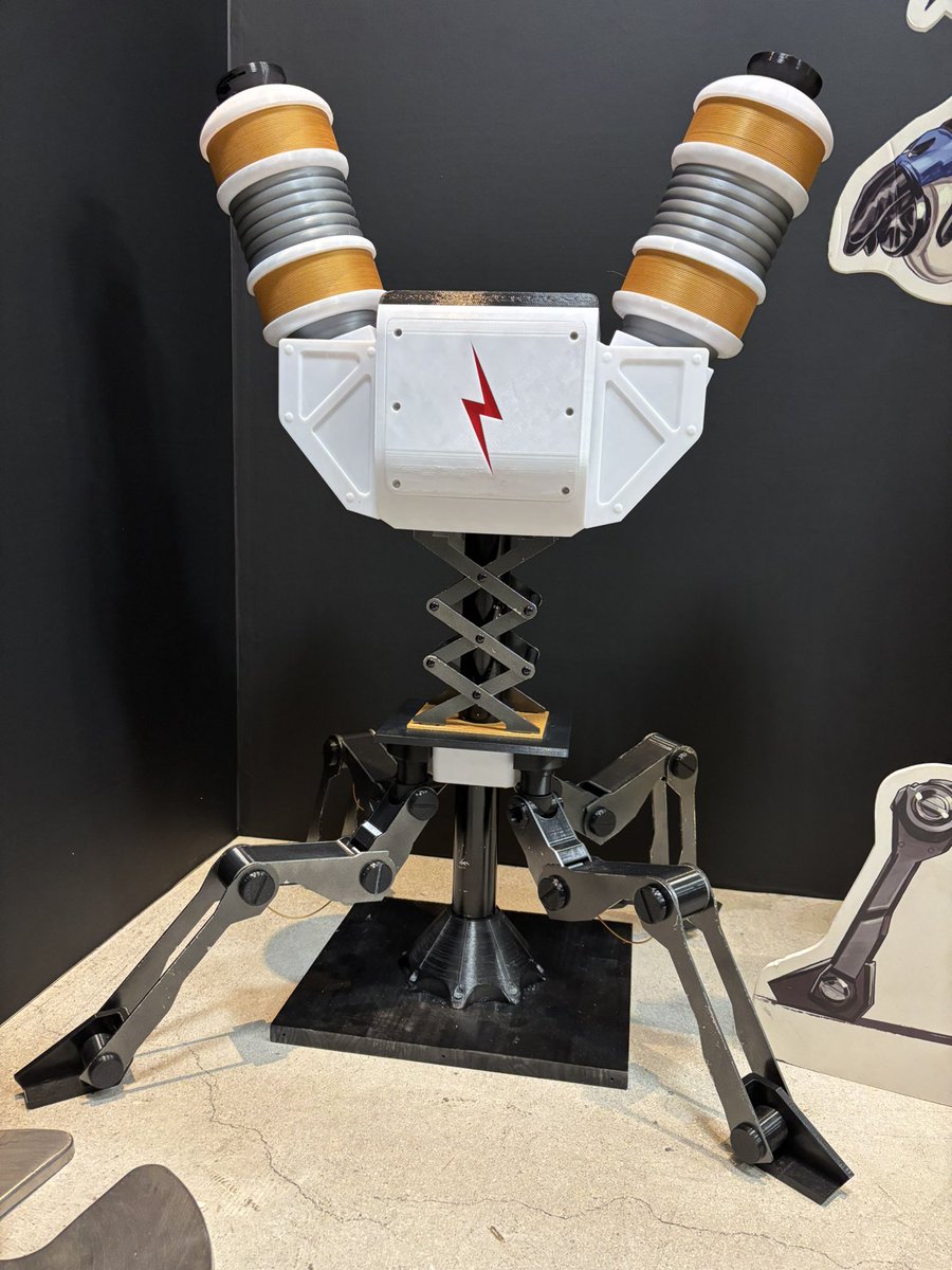 パイロンのクオリティえぐ🙏ほしい