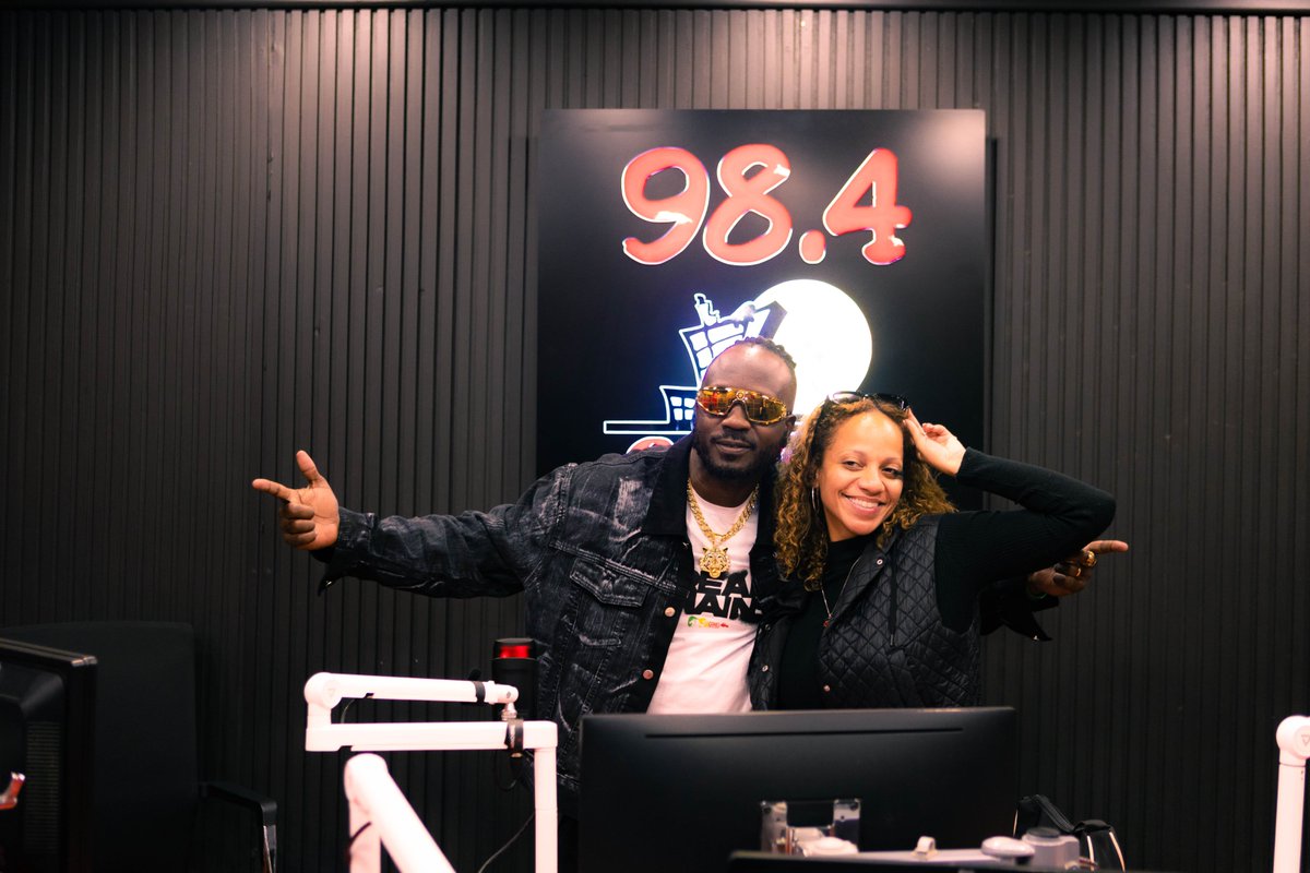 anyikopr's tweet image. Ugandan music legend @BebeCoolUG pulled up on @TheHype984 with @WanjiraL on @CapitalFMKenya to talk all things music, legacy, and his powerful new album #BreakTheChains! 🔥🇺🇬🇰🇪
Big thanks to you @WanjiraL for holding it down and showing love! 🙌🎶