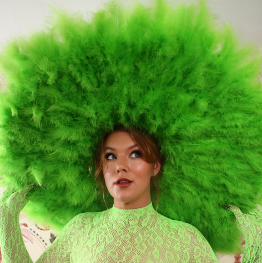 Attention attention 

Hey! Hey you! 

Do you enjoy any level of sexy pictures? 

Do you love following hot women on the internet? 

Then follow our fan sites. There’s often free options but you gotta go follow. 

Many fellas are very unaware of the changes in law and are about to