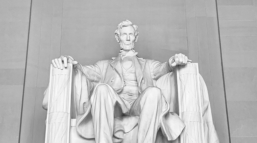 chrisrobovan's tweet image. I decided to deep dive Abraham Lincoln’s policies today to understand just how good of a man and president he was. I did not leave disappointed
Here are some of the quotes I found to be most inspirational and still applicable today:
“As I would not be a slave, so I would not be…