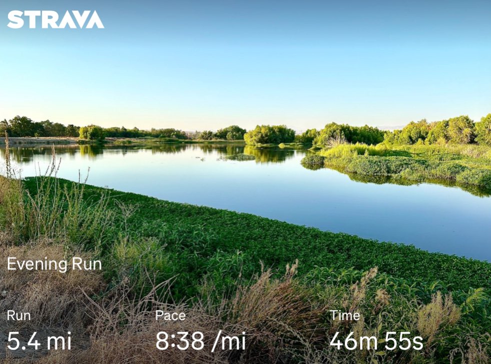 SCMountainGoat's tweet image. Last Bakersfield run before heading back to the Santa Cruz Mountains.
Though it was scorching hot here, I enjoyed my stay.
People are nice here.
Californians don’t appreciate enough how much food and petroleum is produced here.