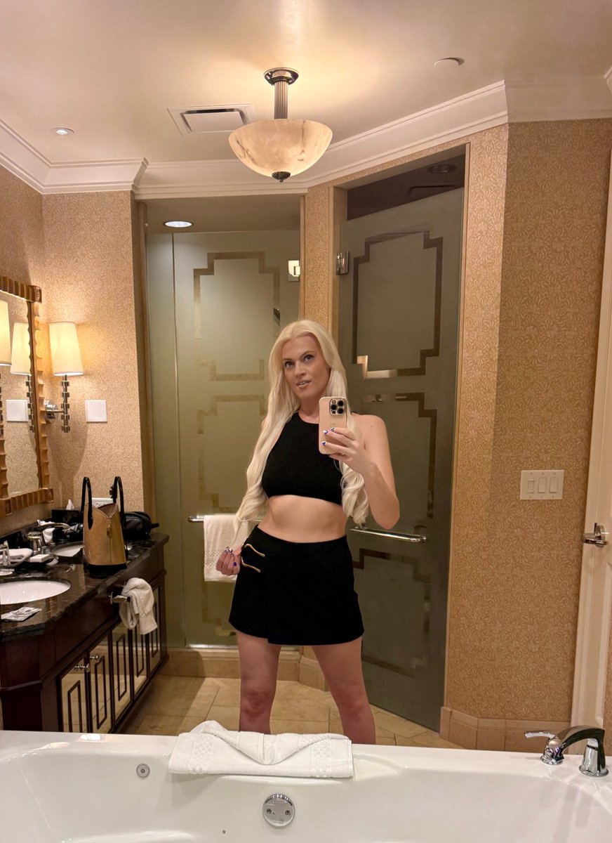 Paris LeMoi (@parislemoi) on Twitter photo A proper Vegas welcome goes a little something like this baby. 🥂
RSVP: Parisgoodgirl88@gmail.com
Wishlist: luxylist.it/glamoroussatir… A proper Vegas welcome goes a little something like this baby. 🥂
RSVP: Parisgoodgirl88@gmail.com
Wishlist: luxylist.it/glamoroussatir…