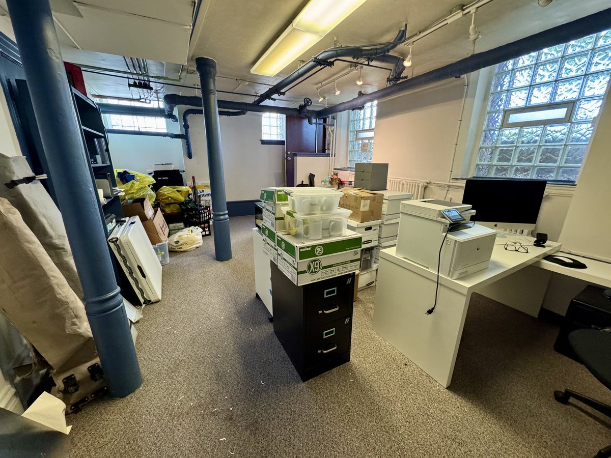 EastBankMpls's tweet image. Starting on Friday morning, the EBNP office will be relocating to a bigger, brighter — AND ABOVE GROUND LEVEL (we made it out of the basement) — office.
Not pictured here: the ominous storage room that needs to be addressed as well.
EBNP will be found at 2010 East Hennepin Ave