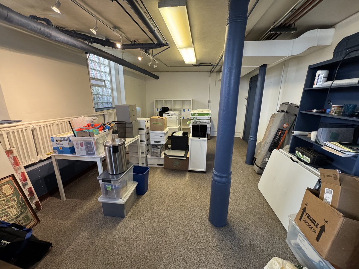 EastBankMpls's tweet image. Starting on Friday morning, the EBNP office will be relocating to a bigger, brighter — AND ABOVE GROUND LEVEL (we made it out of the basement) — office.
Not pictured here: the ominous storage room that needs to be addressed as well.
EBNP will be found at 2010 East Hennepin Ave