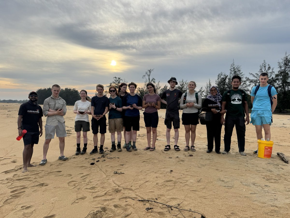 Whitburn Sixth Form 💙 tweet media