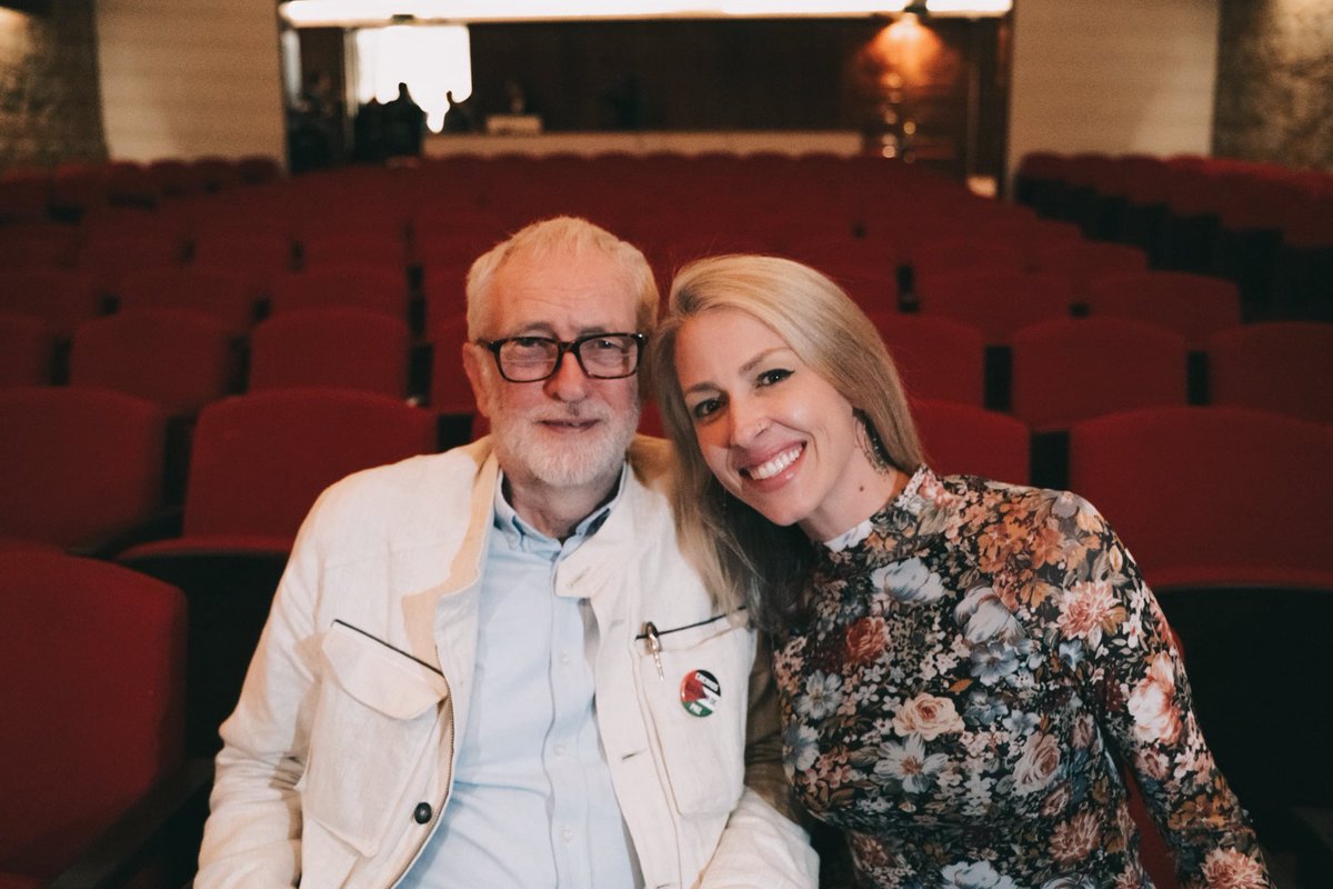 AbbyMartin's tweet image. Endless respect to the fearless and principled @jeremycorbyn ❤️🔥