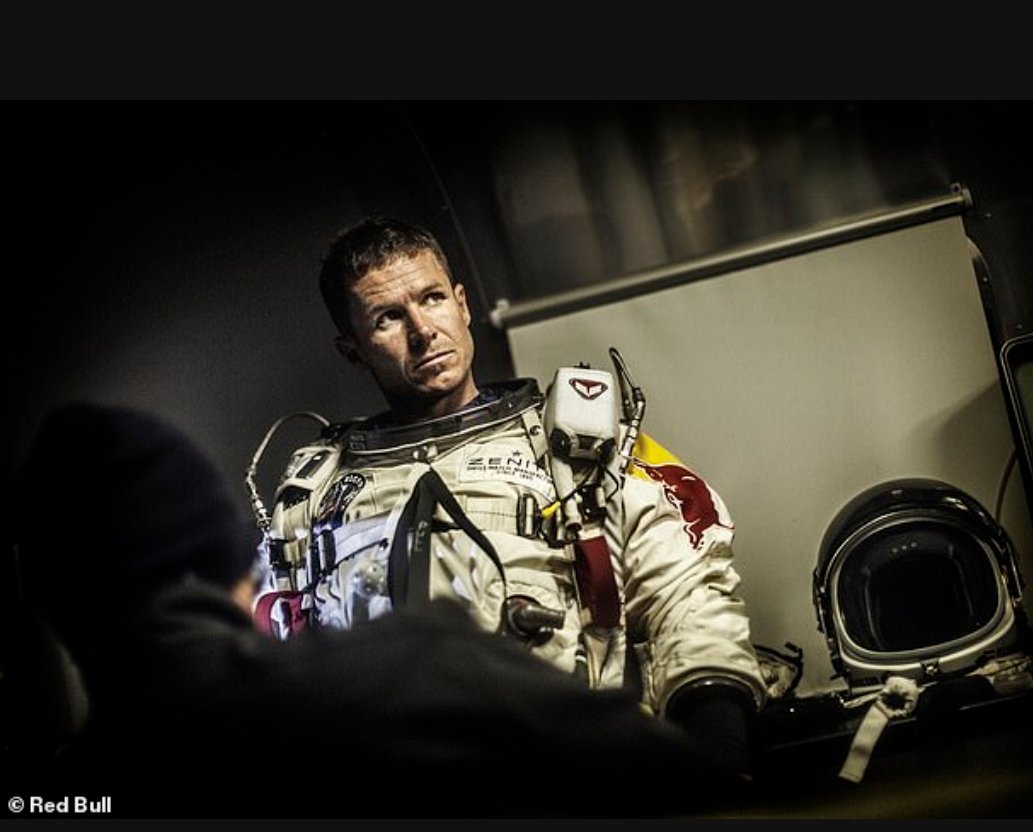 simoneUK69's tweet image. Highest balloon ascent, highest parachute jump and the first skydiver to break the speed of sound, reaching a total speed of 833.9mph and falling faster than the drag of your body should have allowed. You were truly 'Fearless Felix'.....
RIP Adventurer of the Skies 🪂🪽🩷