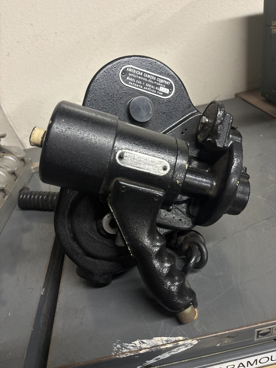 sofaereal's tweet image. things in the warehouse