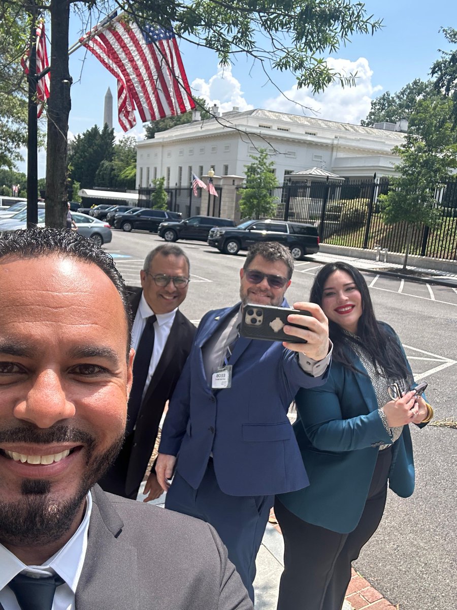 LIBREWisconsin's tweet image. "Being invited to The White House isn’t just an honor — it’s a powerful reminder that the American Dream is real.
🇺🇸 My colleagues from The LIBRE Initiative lifted Latino voices at the highest level — and we’re not stopping.