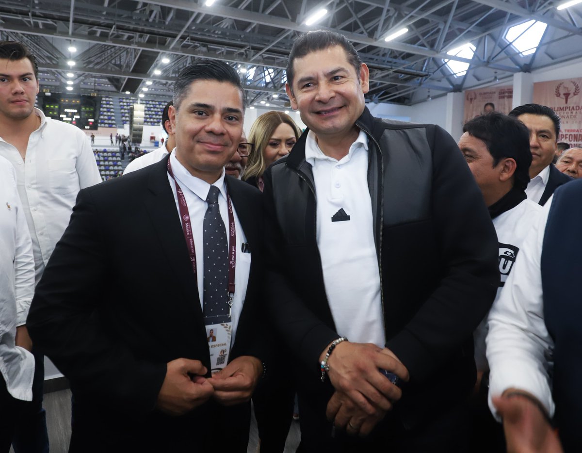 MxExilio's tweet photo. Puebla | Puebla, anfitrión del pugilismo nacional en Olimpiadas @conadeoficial , luego de 10 años de ausencia
https://t.co/LwIJEFQhuu 👈 Nota en Exilio
@Gob_Puebla @armentapuebla_
@Bonita_sanchez9
#Puebla #OlimpiadasCONADE #Boxeo #Deporte #Campeones https://t.co/uEJj6frNG9
