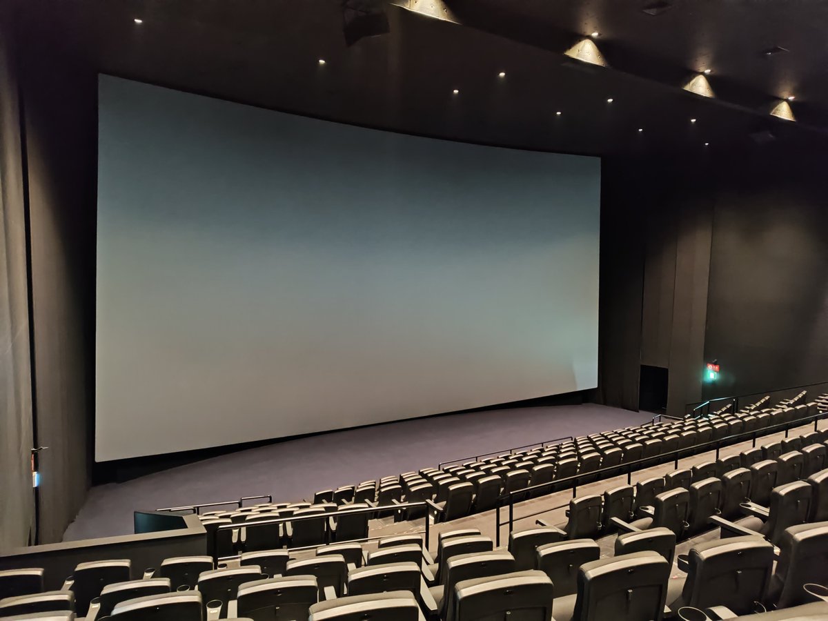 AIkFbsIkTOWYfN1's tweet image. 鬼滅の刃 無限城編第一章 猗窩座再来
UCテラスモール松戸 IMAXレーザー
ufotableの限界突破アニメーションをクソデカ画面で浴びるように見る快感はもう本当に堪らない!!
後半戦は最早見る麻薬や‼️
音のパワフルさと12chサウンドの活用具合も画相応に頑張っており、超大満足の上映になりました!!