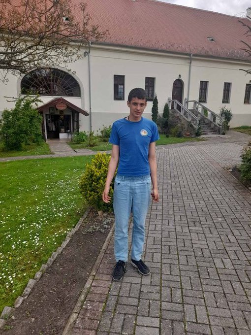 Juznapruga1's tweet image. Molim vas kao Nikolina majka da podelite objavu za mog sina. 161 na 2407 za Nikolu