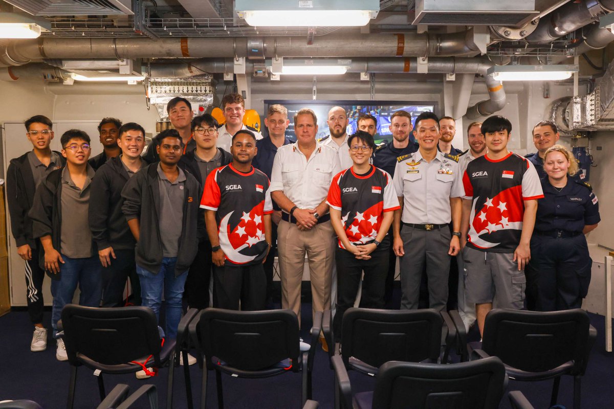 UKinSingapore's tweet image. Esports World Cup 2025 is already underway, but did you know we had our very own tournament onboard HMS Prince of Wales a few weeks ago with our partners from @theSingaporeDIS and the Singapore Esports community?