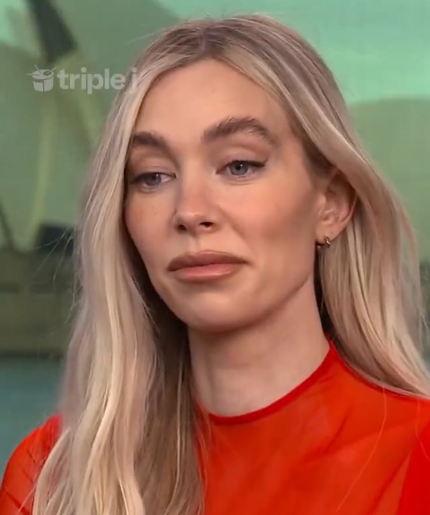 pascaloriann's tweet image. stop reducing him to ‘daddy,’ you pathetic excuse for journalists! their reaction says a lot